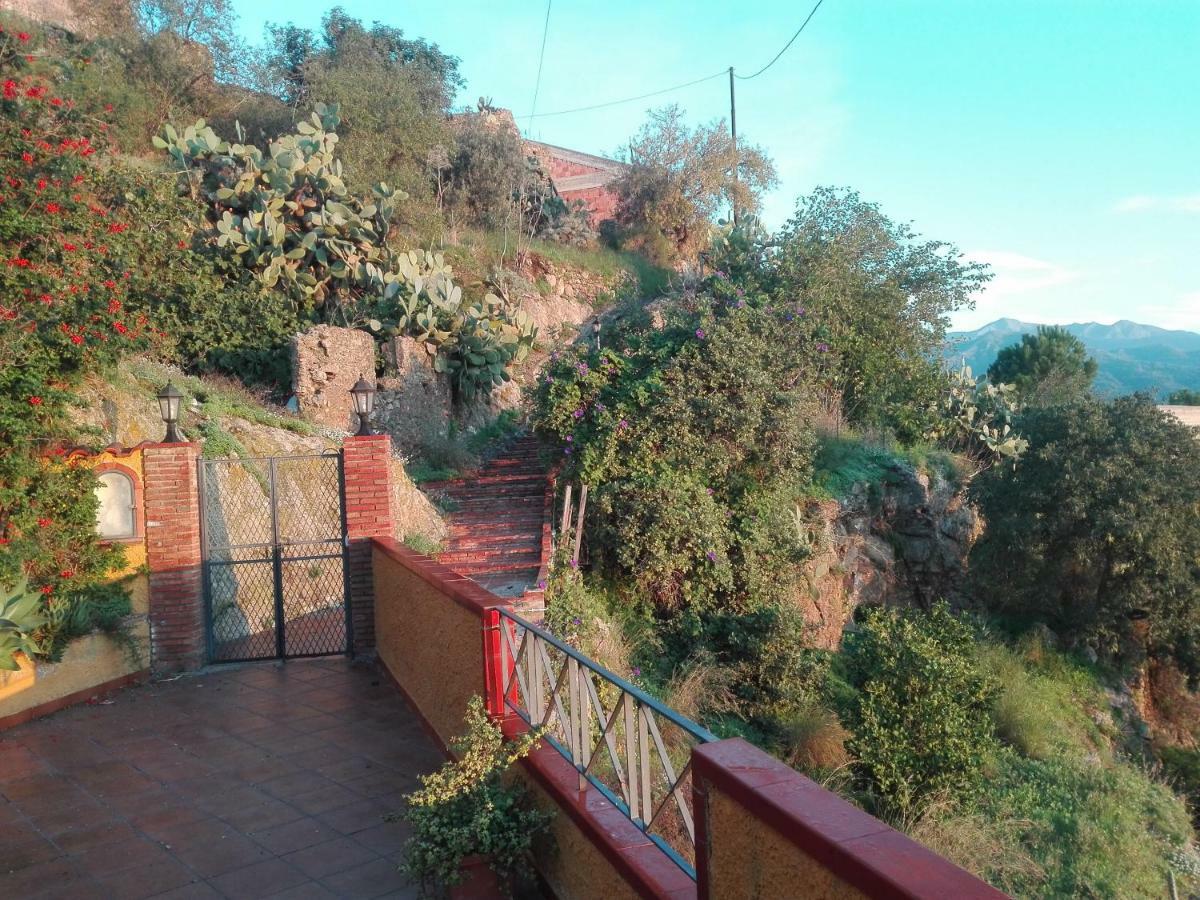 Marachia Apartment Savoca Exterior foto